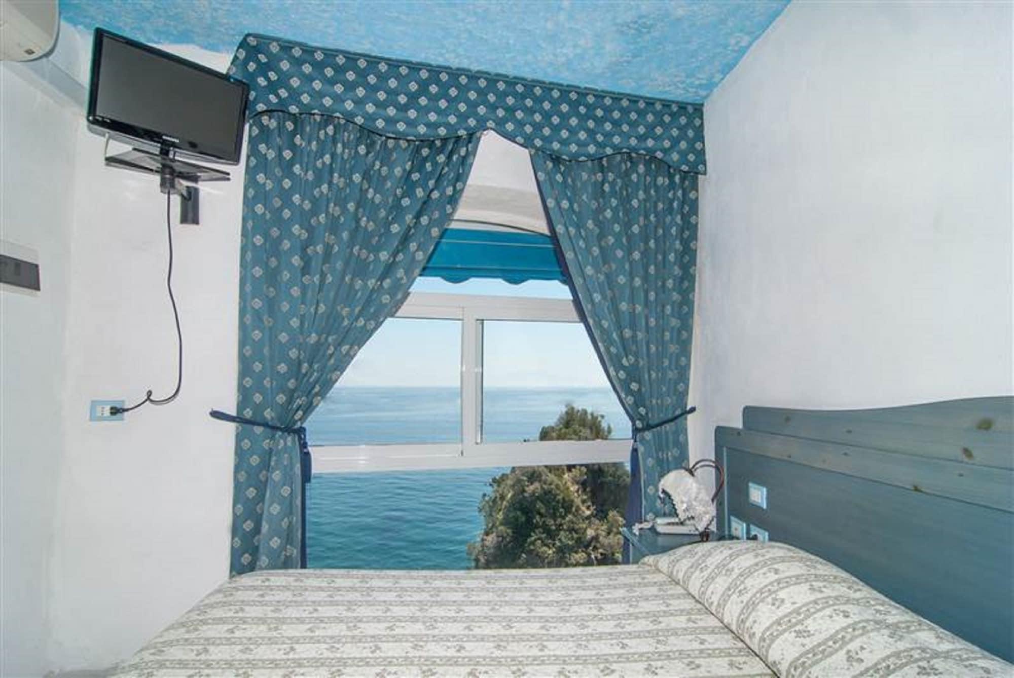 Hotel La Ninfea ايسكيا المظهر الخارجي الصورة