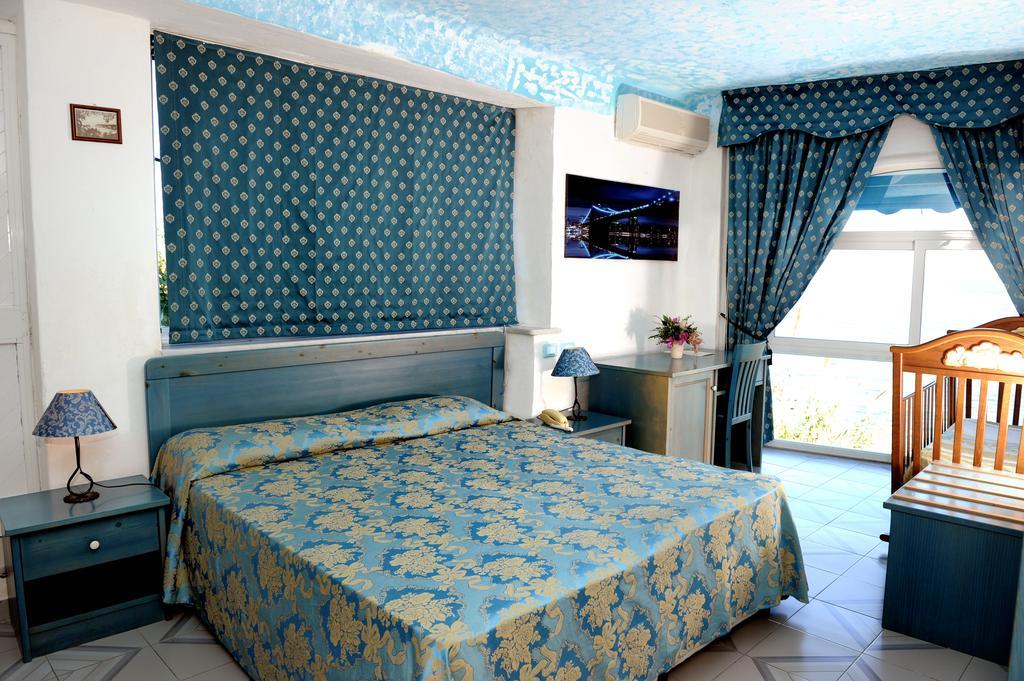 Hotel La Ninfea ايسكيا المظهر الخارجي الصورة