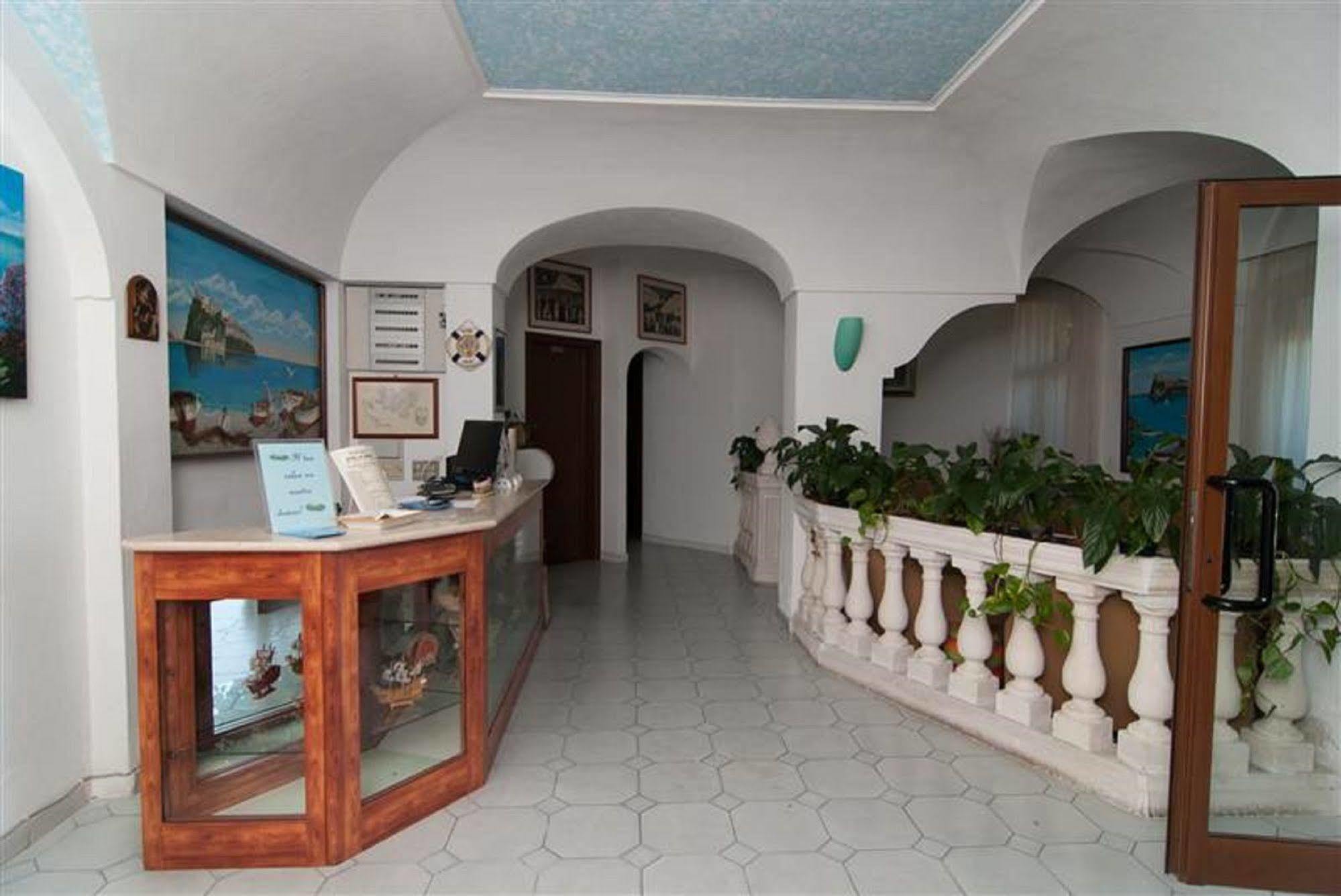 Hotel La Ninfea ايسكيا المظهر الخارجي الصورة