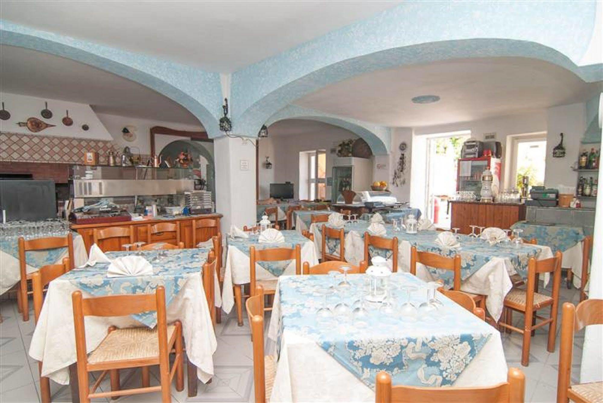 Hotel La Ninfea ايسكيا المظهر الخارجي الصورة