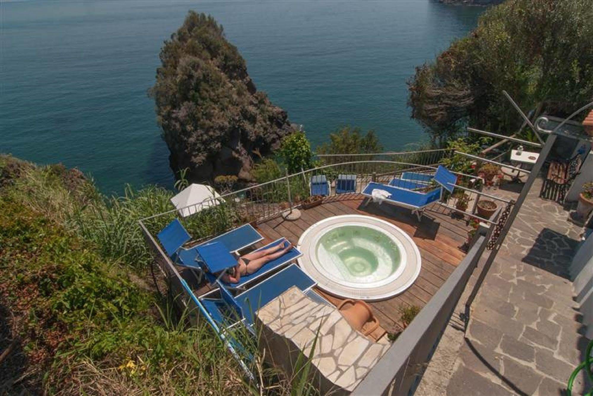 Hotel La Ninfea ايسكيا المظهر الخارجي الصورة